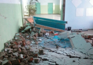 Стена рухнула в сельской школе под Новосибирском