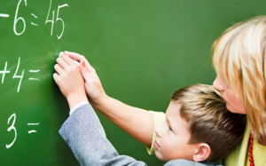 Совместное внимание на уроках: ребенок следует за учителем или учитель – за ребенком