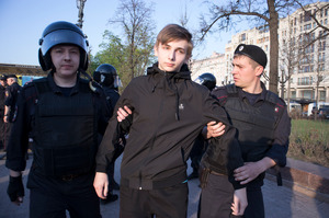 Чиновники и полицейские начали профилактическую работу с протестующими школьниками