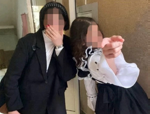 Родители в Екатеринбурге пожаловались на школьника, пришедшего на линейку в платье