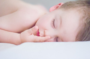 Ученые выяснили, что под какую музыку младенцы засыпают быстрее 