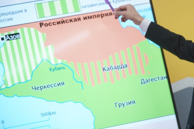 Новый учебник истории для старших классов будет готов в марте